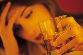 alcoolismo feminino como se livrar